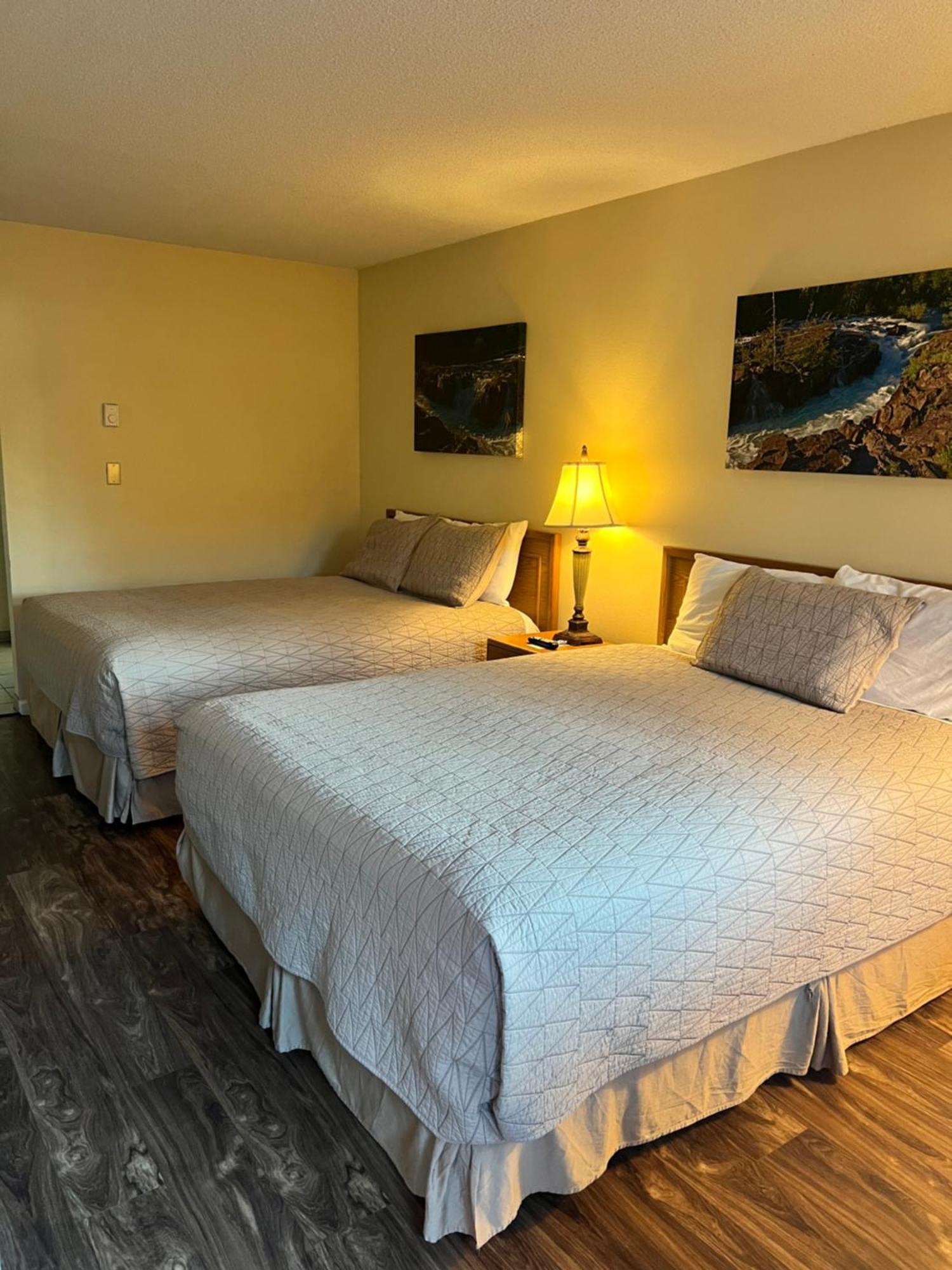 Timbers Inn And Suites Ashland Extérieur photo