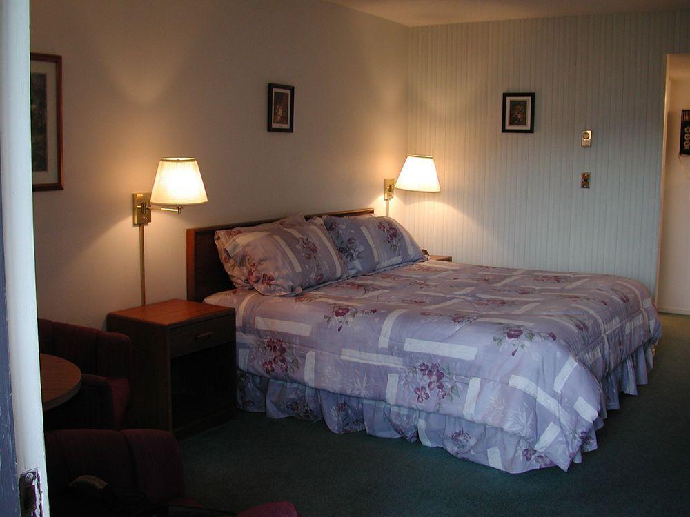 Timbers Inn And Suites Ashland Extérieur photo